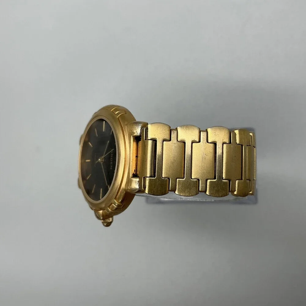 Vintage Gruen 236-Y121 Womens Watch 33mm Black Dial Gold Tone New Battery 7.75